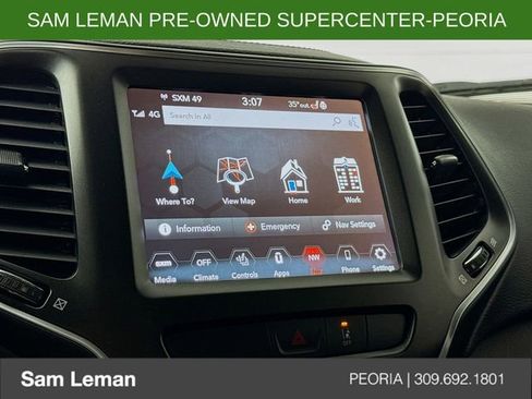 Used 2022 Jeep Cherokee Trailhawk w/ Sound & Nav Group image 13