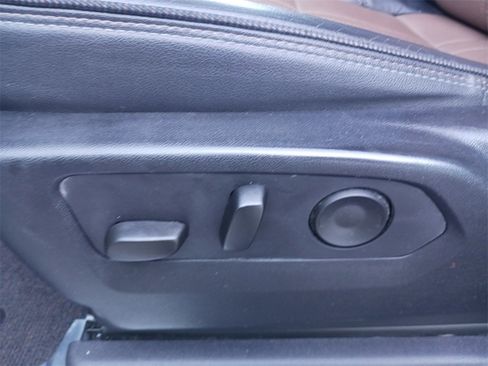 Used 2024 Chevrolet Silverado 3500 High Country w/ High Country Premium Package image 35