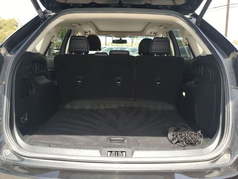 Used 2018 Ford Edge Titanium w/ Equipment Group 301A image 22