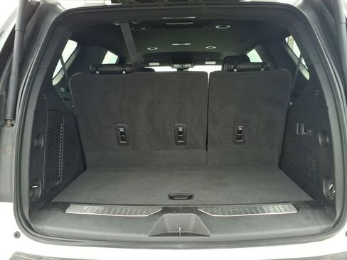 Used 2023 GMC Yukon Denali AWD/4WD image 24