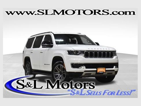 Certified 2024 Jeep Wagoneer Series II w/ Flexible Seating Group AWD/4WD image 1