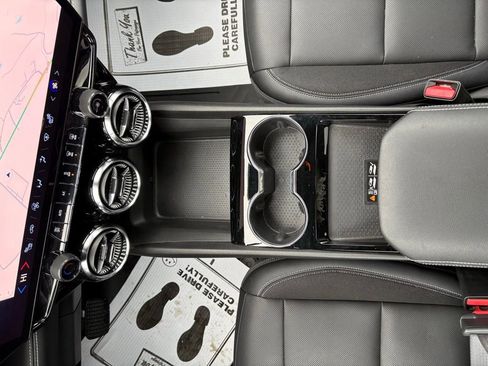 Used 2024 Chevrolet Blazer EV LT image 43