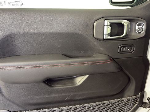 Used 2026 Jeep Wrangler Unlimited Rubicon w/ Steel Bumper Group image 28