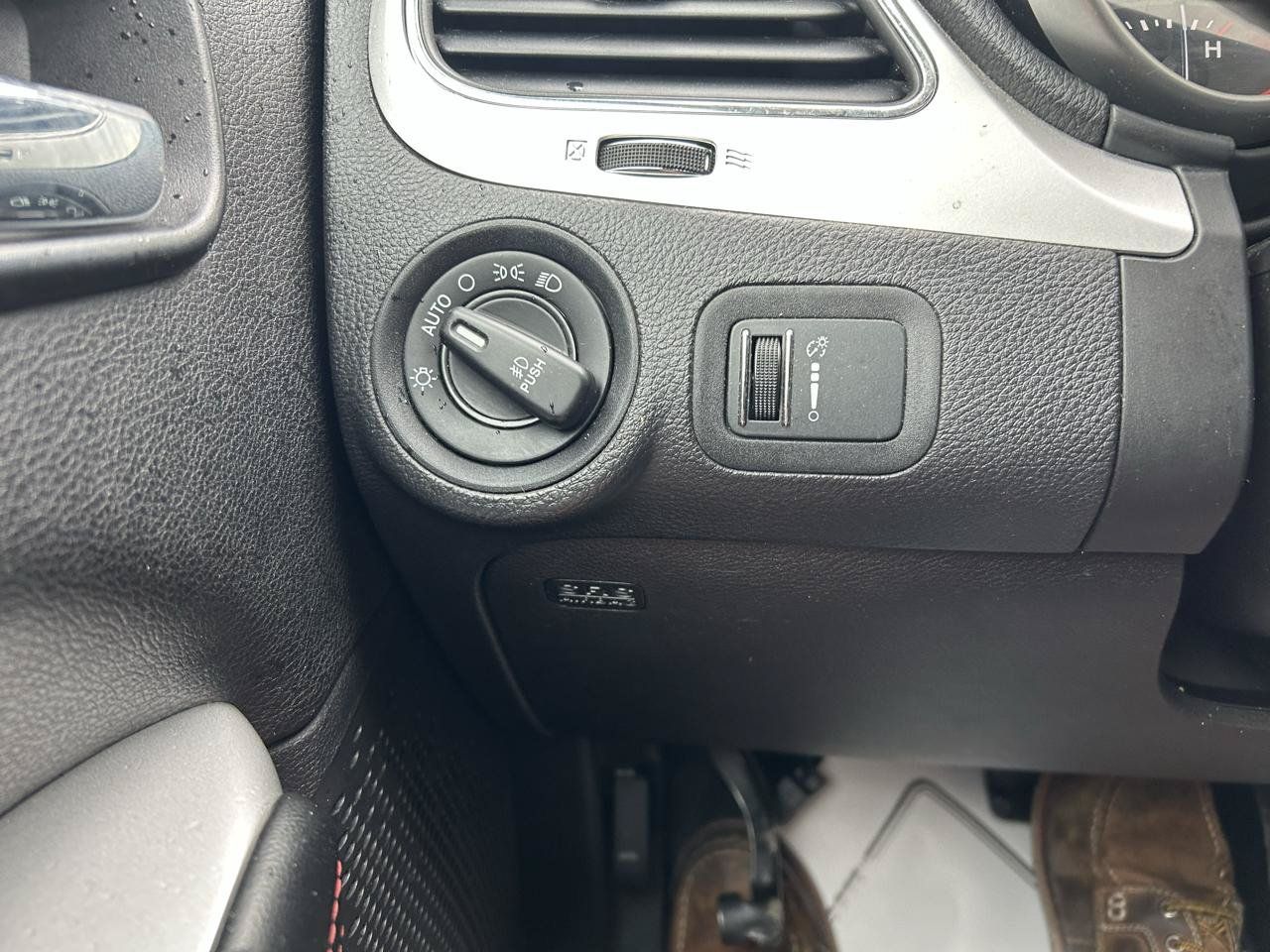 Used 2014 Dodge Journey R/T AWD/4WD image 27
