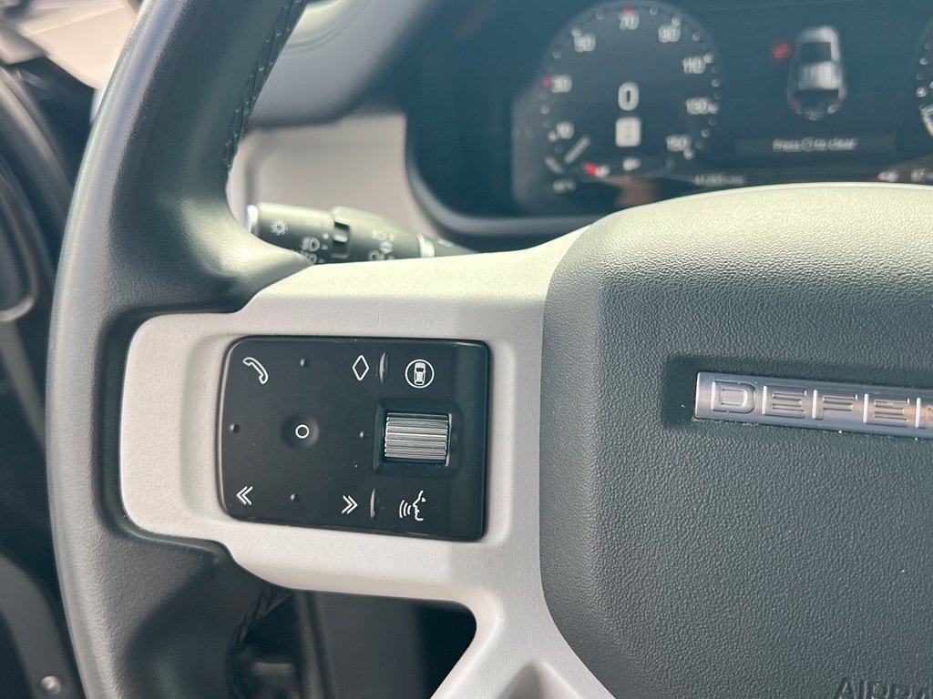 Used 2025 Land Rover Defender 110 S AWD/4WD image 19