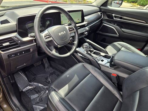 Certified 2023 Kia Telluride S FWD image 10