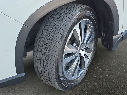 Used 2019 Subaru Ascent Touring w/ Popular Package #2 AWD/4WD image 33