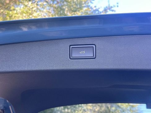 New 2026 Volkswagen Tiguan SE image 25