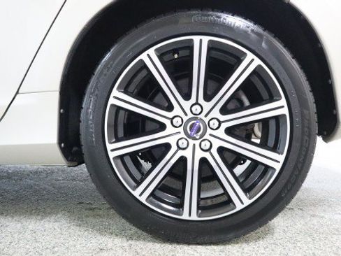 Used 2017 Volvo S60 T5 Inscription AWD/4WD image 23