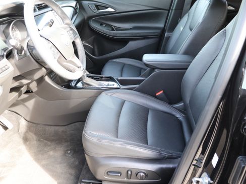 Used 2022 Buick Encore GX Essence w/ Advanced Technology Package image 38