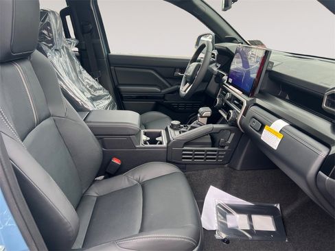 New 2026 Toyota 4Runner Limited image 15