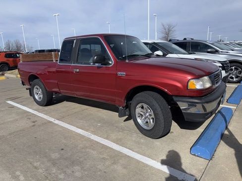 Used 2000 MAZDA B-Series Pickup SE image 3