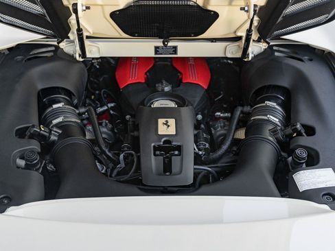 Used 2016 Ferrari 488 Spider RWD image 36