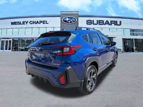 Used 2025 Subaru Crosstrek 2.0i Premium image 5