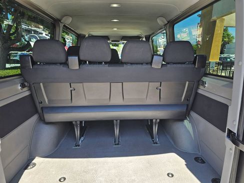 Used 2016 Mercedes-Benz Sprinter 2500 image 23