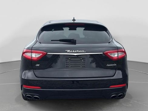 Used 2020 Maserati Levante AWD/4WD image 4