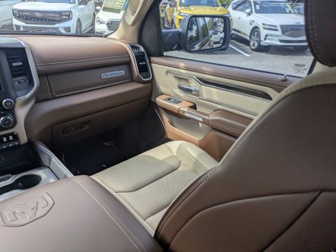 Used 2021 RAM 1500 Laramie RWD image 16