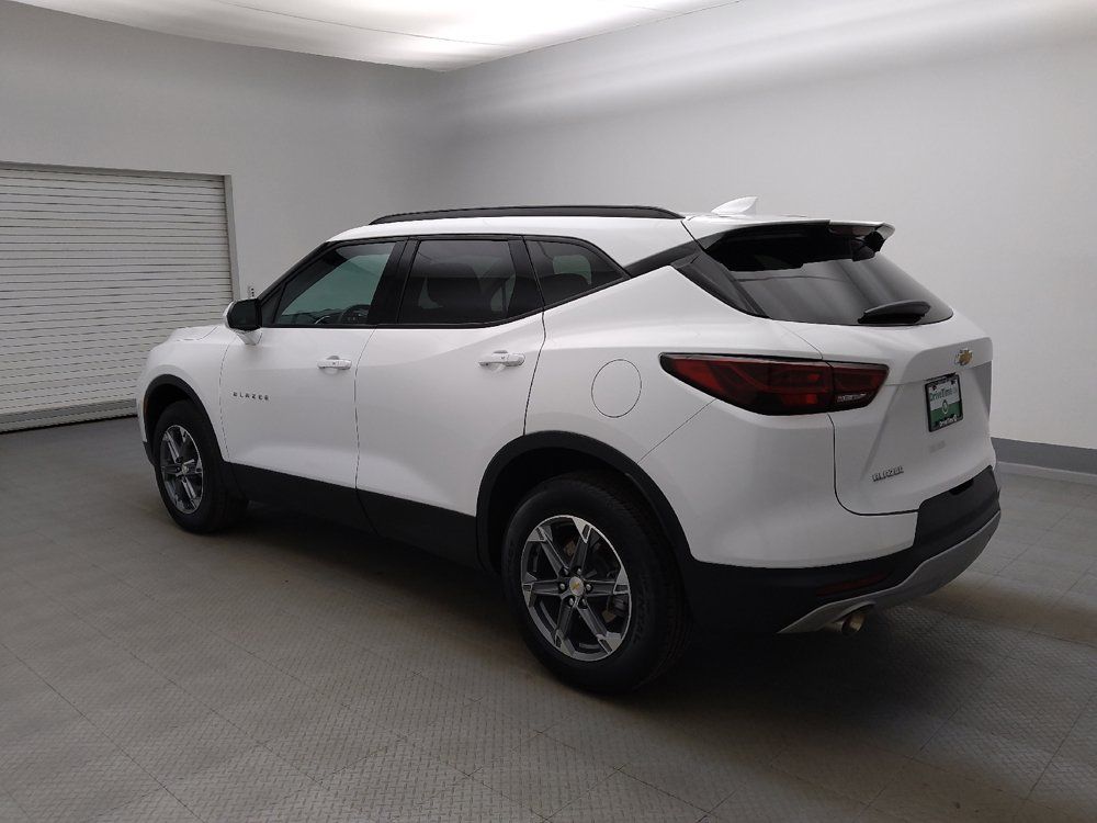 Used 2023 Chevrolet Blazer LT w/ Convenience Package FWD image 3