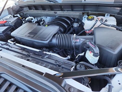 Used 2024 GMC Sierra 1500 AT4X image 16