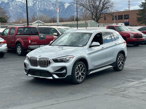 Used 2021 BMW X1 xDrive28i w/ Convenience Package image 9