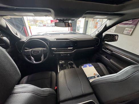 Certified 2025 GMC Sierra 1500 SLT w/ SLT Premium Plus Package image 14