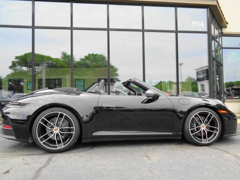 Used 2026 Porsche 911 Carrera T RWD image 4