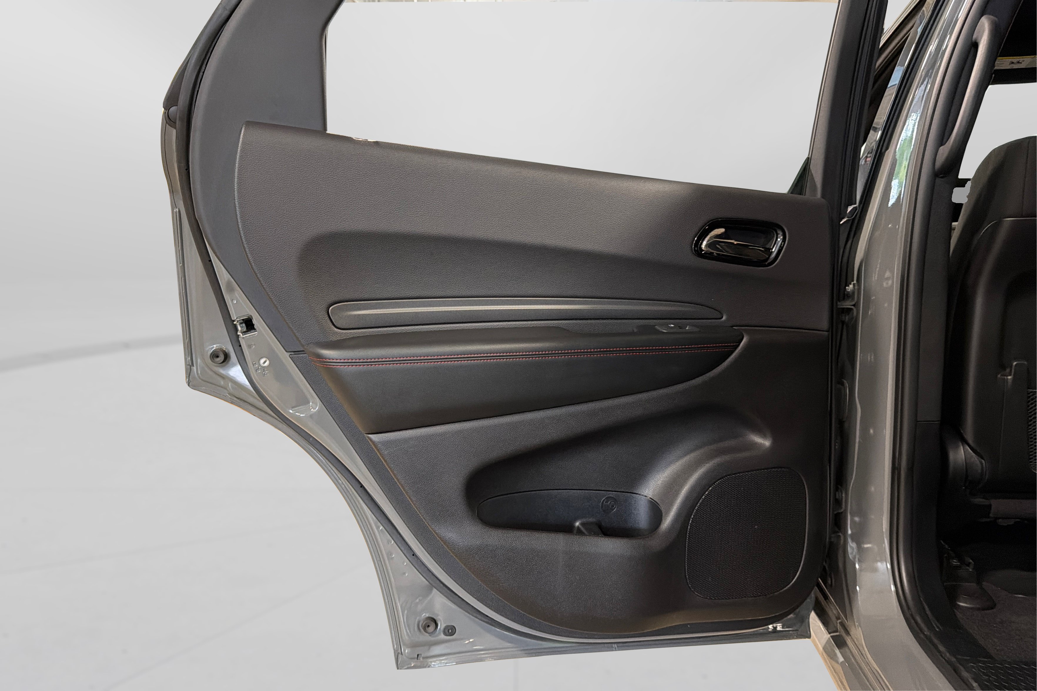 Used 2025 Dodge Durango GT AWD/4WD image 34