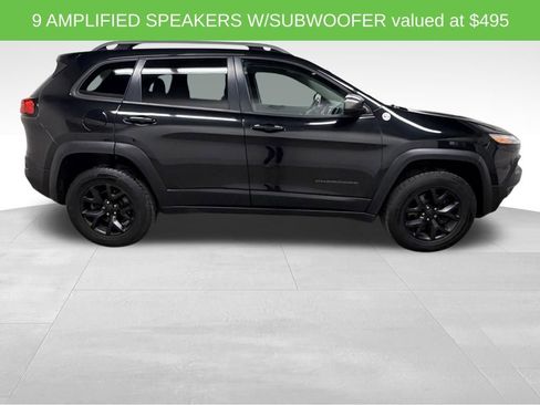 Used 2016 Jeep Cherokee Trailhawk w/ Comfort/Convenience Group image 11