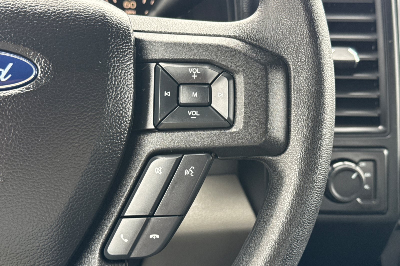Used 2018 Ford F150 4x4 SuperCrew image 27