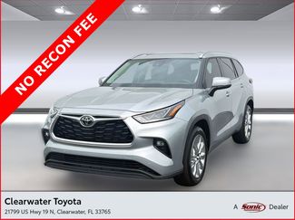 Used 2023 Toyota Highlander Limited FWD video 1