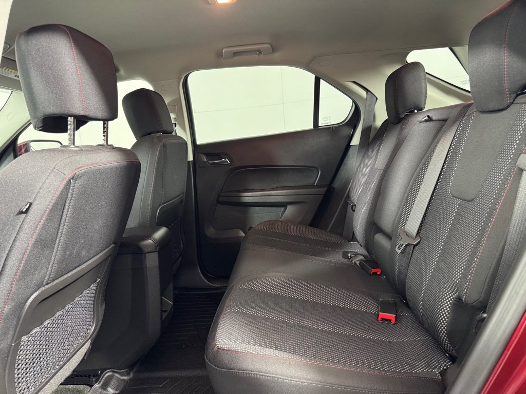 Used 2017 Chevrolet Equinox LT FWD image 18