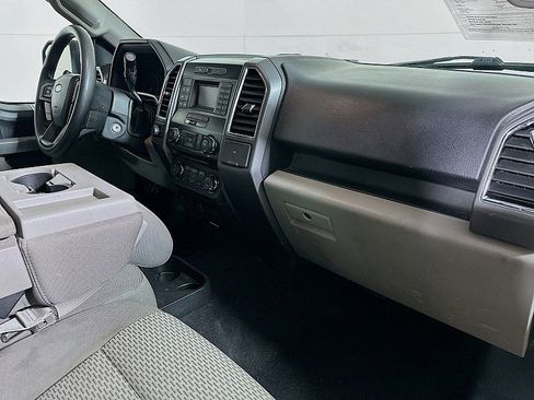 Used 2016 Ford F150 XLT image 26