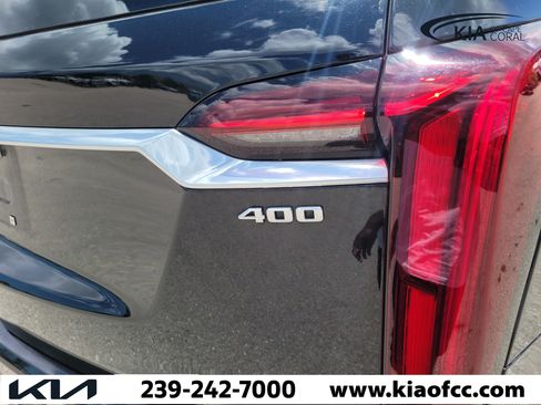 Used 2023 Cadillac XT6 Premium Luxury AWD/4WD image 10