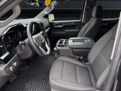 Used 2024 GMC Sierra 1500 Elevation AWD/4WD image 9