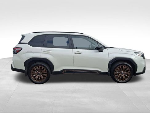 Used 2025 Subaru Forester Sport AWD/4WD image 7