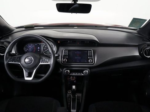 Used 2018 Nissan Kicks SV w/ Interior Electronics Package image 8