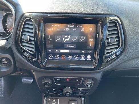 Used 2019 Jeep Compass Limited image 20