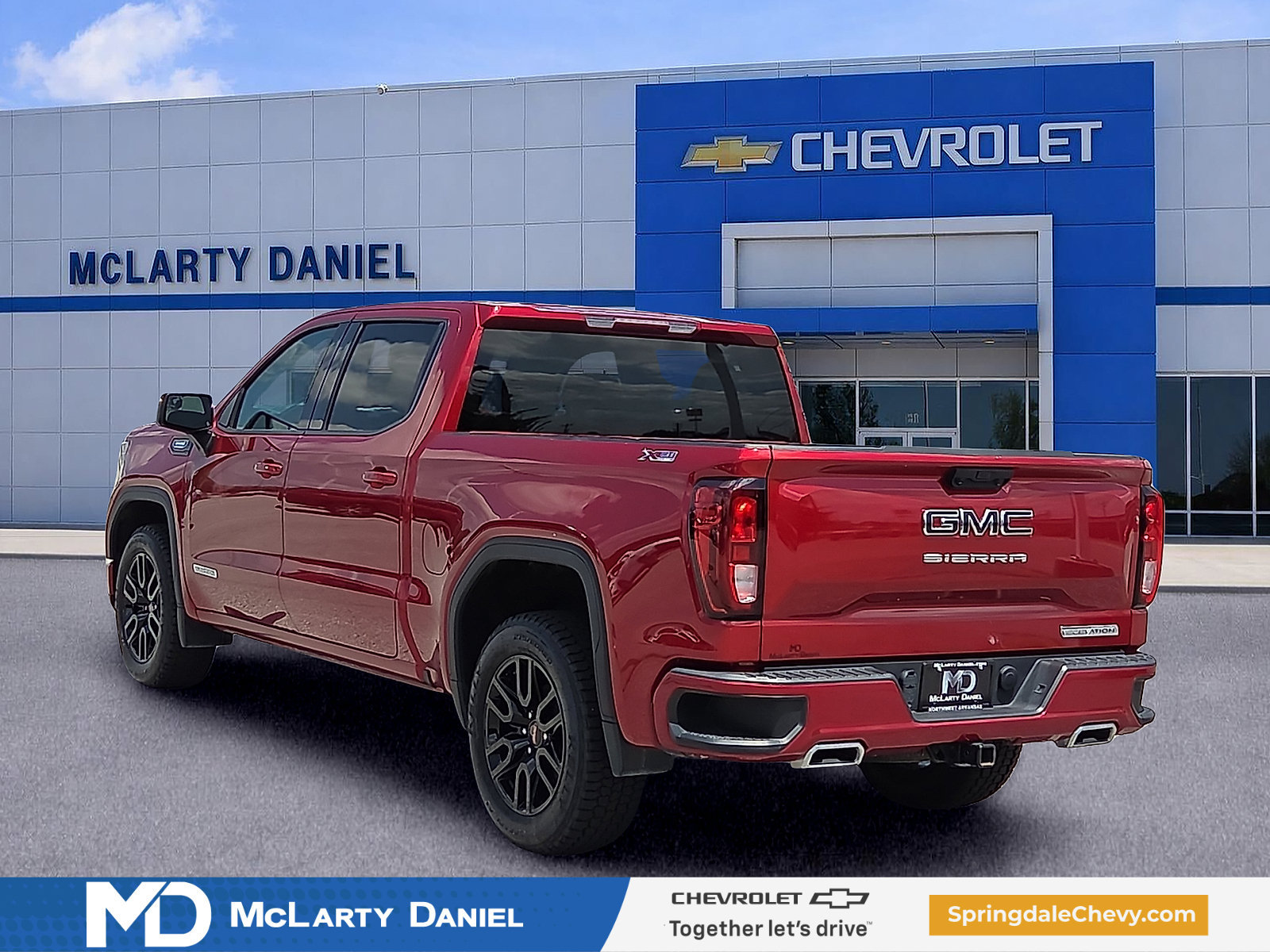 Certified 2024 GMC Sierra 1500 Elevation AWD/4WD image 4