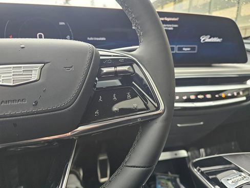 New 2026 Cadillac Lyriq Signature Sport w/ Nappa Leather Package image 33