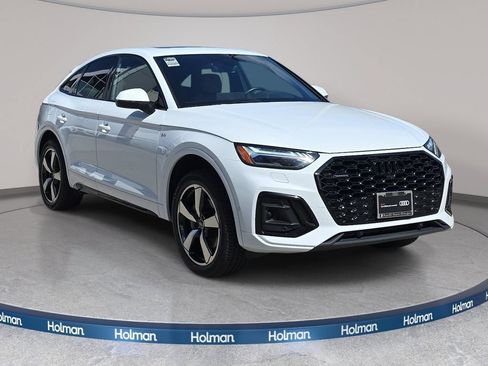 Used 2023 Audi Q5 2.0T Prestige w/ Prestige Package AWD/4WD image 3