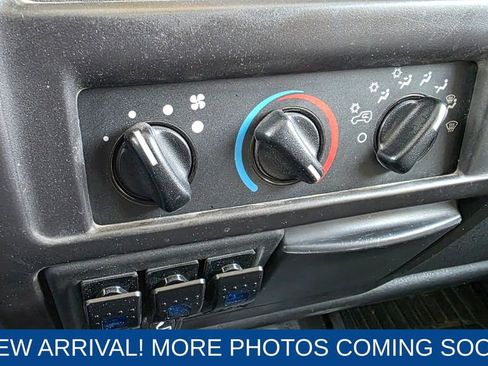 Used 2001 Jeep Wrangler Sport image 19