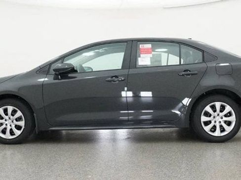 New 2026 Toyota Corolla LE FWD image 18