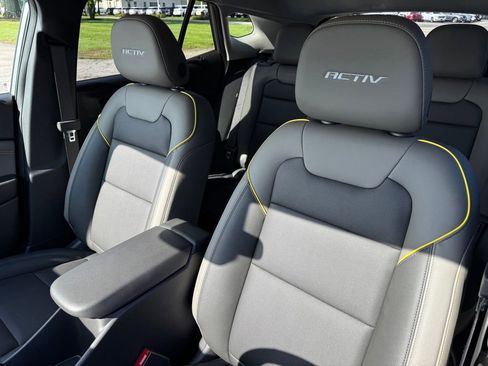 Used 2026 Chevrolet Trax ACTIV w/ Driver Confidence Package FWD image 15