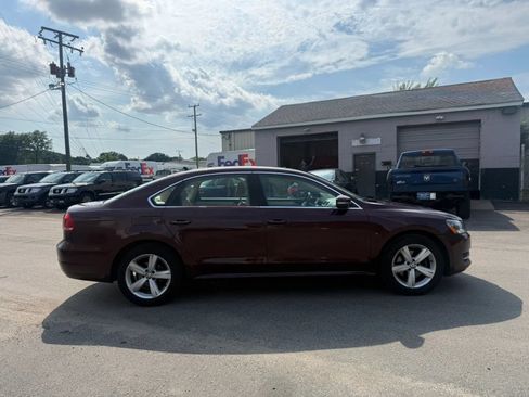 Used 2012 Volkswagen Passat 2.5 SE FWD image 6