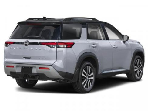 New 2025 Nissan Pathfinder Platinum image 2