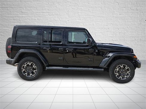 New 2025 Jeep Wrangler Sahara w/ Technology Group image 5