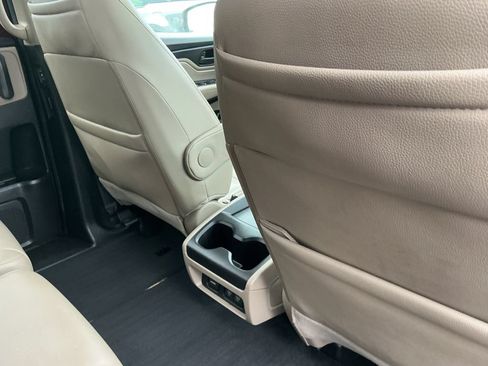 Used 2019 Honda Odyssey EX-L image 19