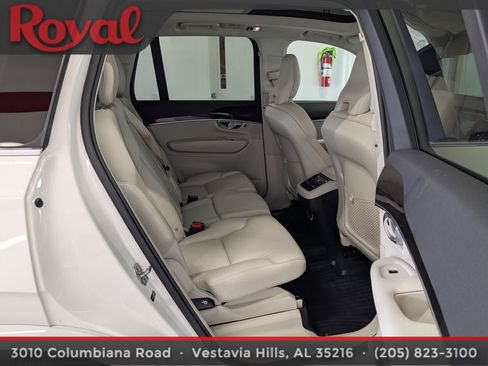 Used 2019 Volvo XC90 T6 Momentum w/ Advanced Package AWD/4WD image 10