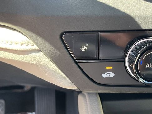Used 2025 Honda Accord SE image 14