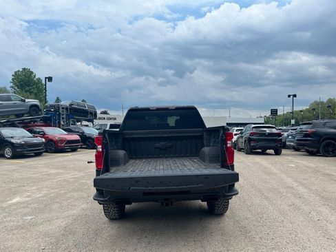 Used 2021 Chevrolet Silverado 1500 Custom Trail Boss w/ Midnight Edition AWD/4WD image 10